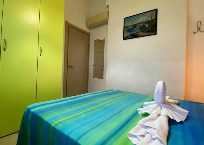 Vakantiehuis 4 Posti Con Giardino Privato E Parcheggio A 350m Dalla *